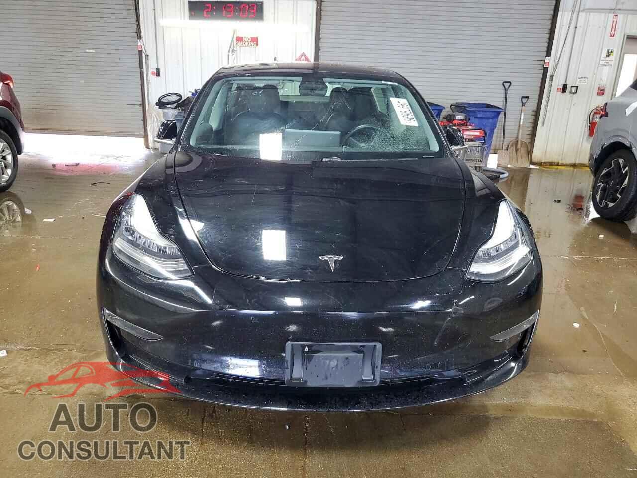 TESLA MODEL 3 2019 - 5YJ3E1EA9KF304678