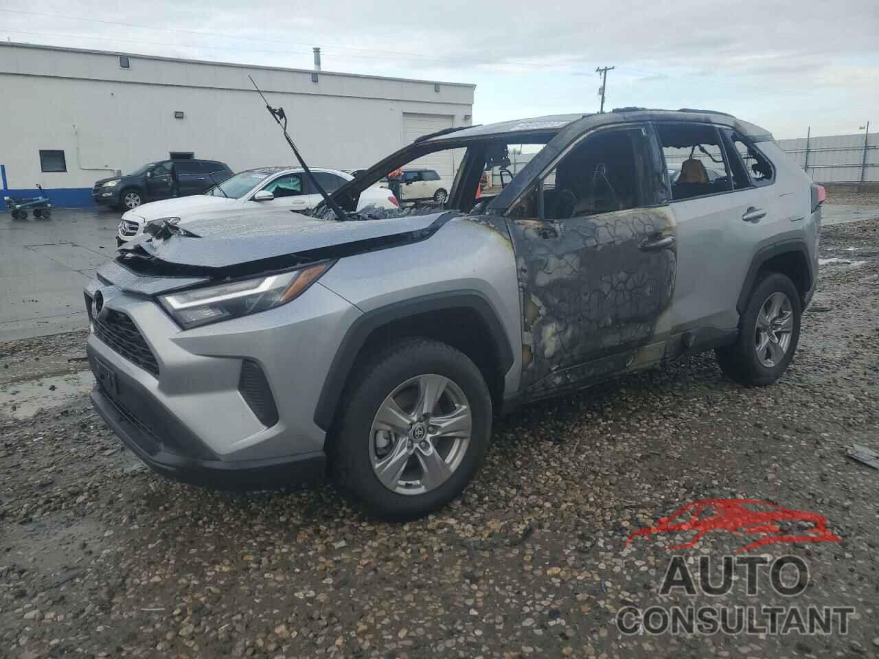 TOYOTA RAV4 2022 - 2T3P1RFV0NC278355