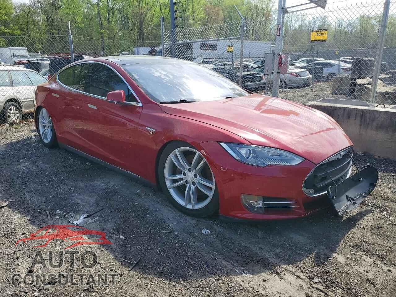TESLA MODEL S 2015 - 5YJSA4H13FF082004