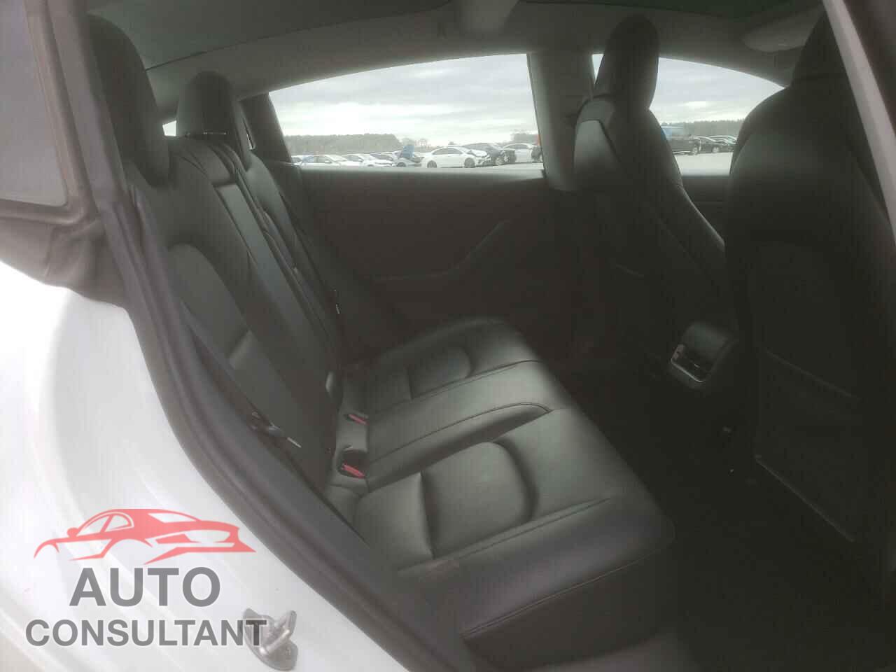 TESLA MODEL 3 2020 - 5YJ3E1EBXLF636977