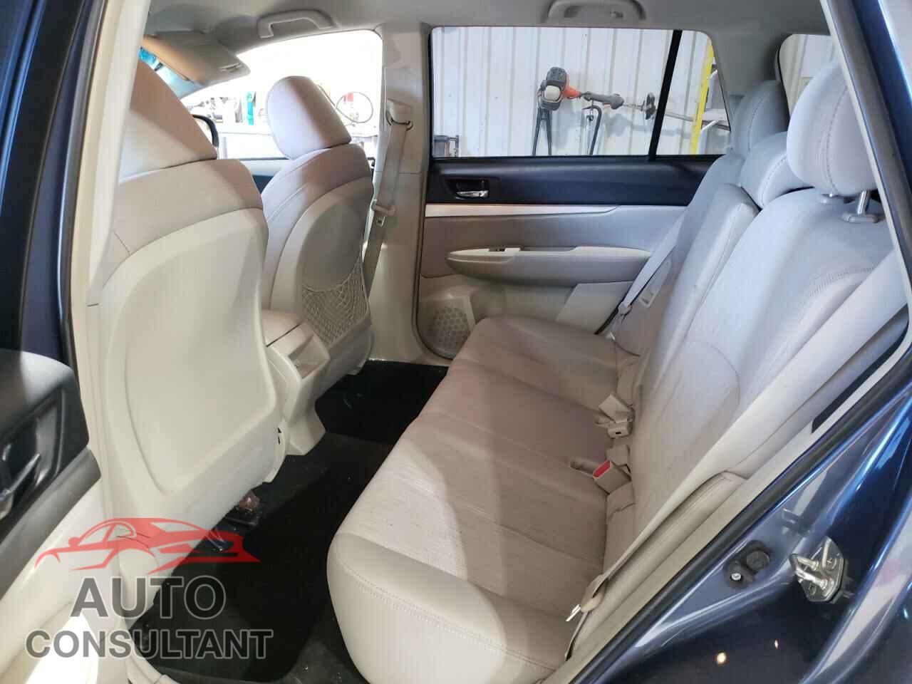 SUBARU OUTBACK 2013 - 4S4BRCAC8D3259179