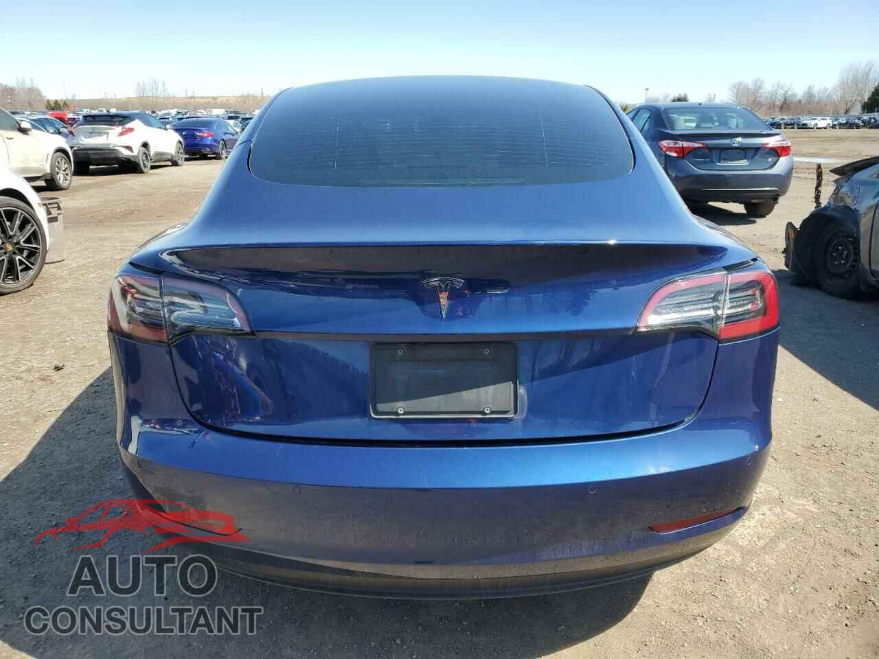 TESLA MODEL 3 2022 - 5YJ3E1EA2NF169385
