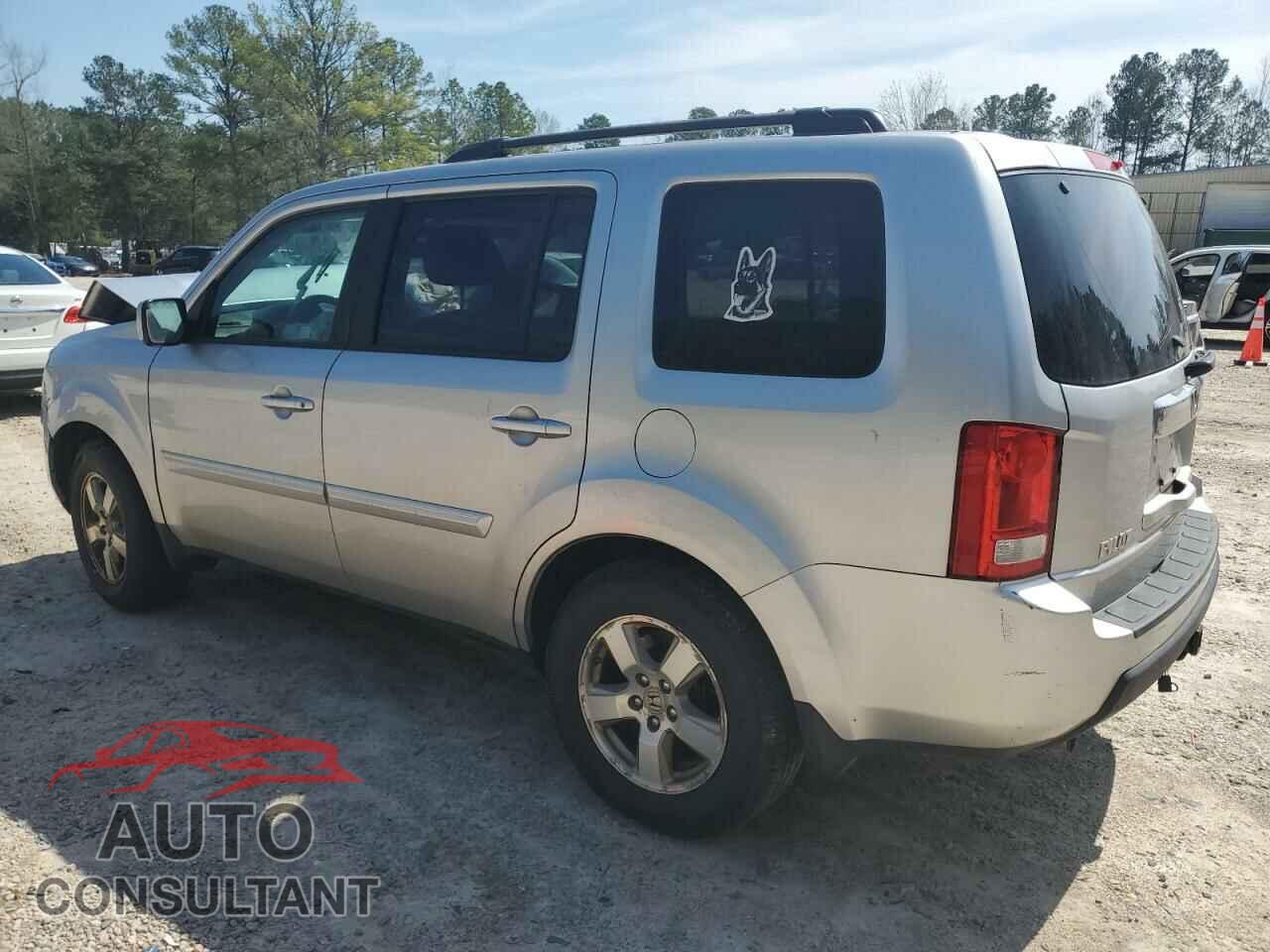 HONDA PILOT 2011 - 5FNYF4H50BB089940