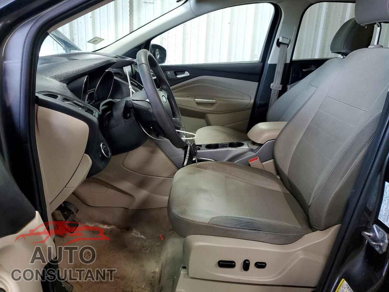 FORD ESCAPE 2015 - 1FMCU0G97FUC28841