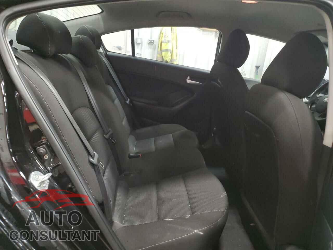 KIA FORTE 2017 - 3KPFK4A79HE045478