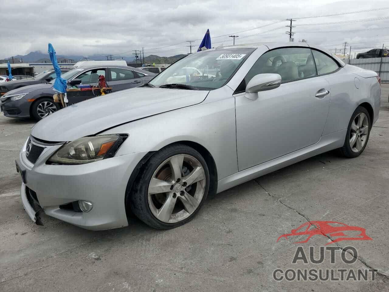 LEXUS IS 2011 - JTHFF2C25B2518323