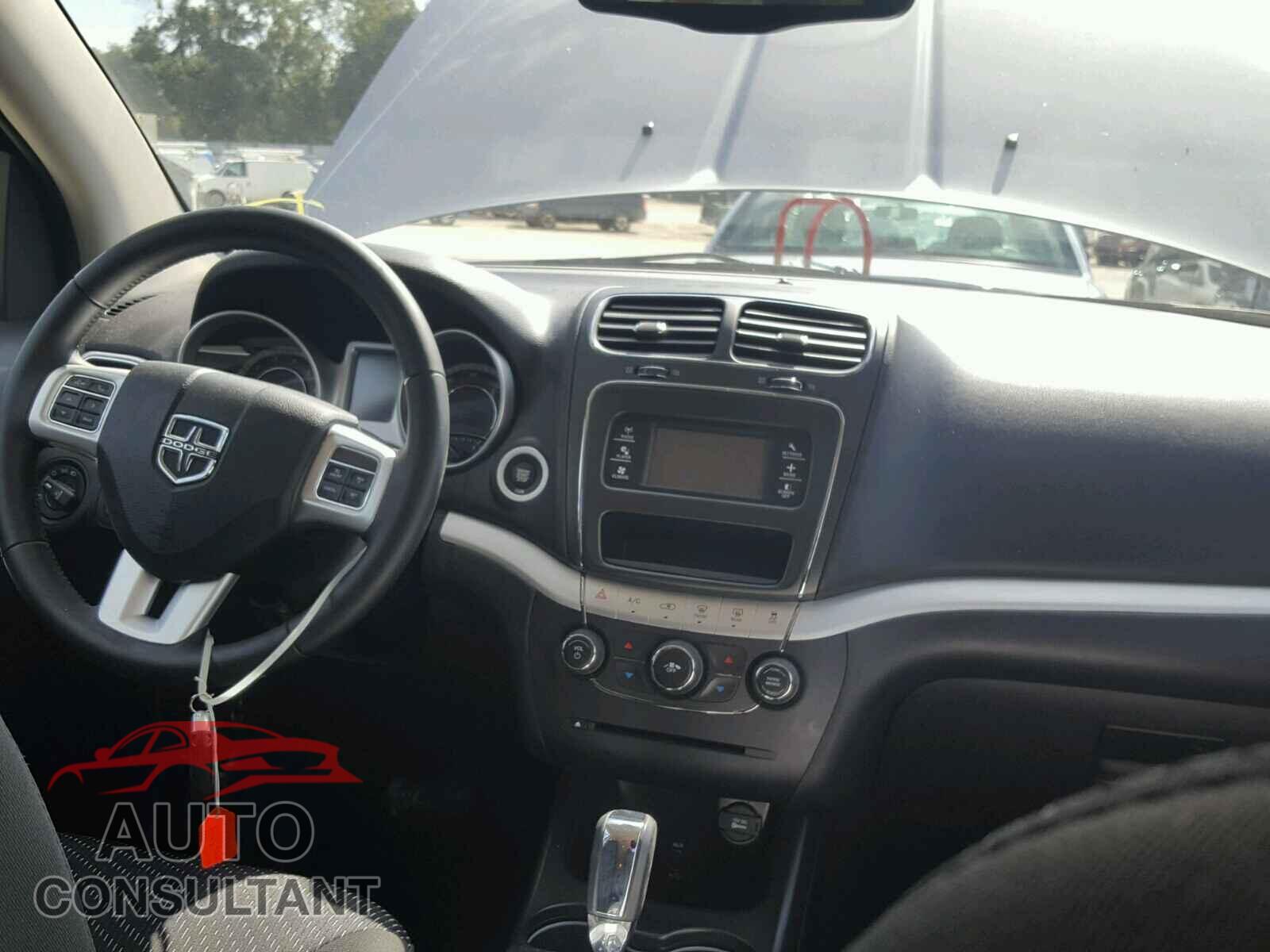 DODGE JOURNEY SX 2017 - 3C4PDCBBXHT528503
