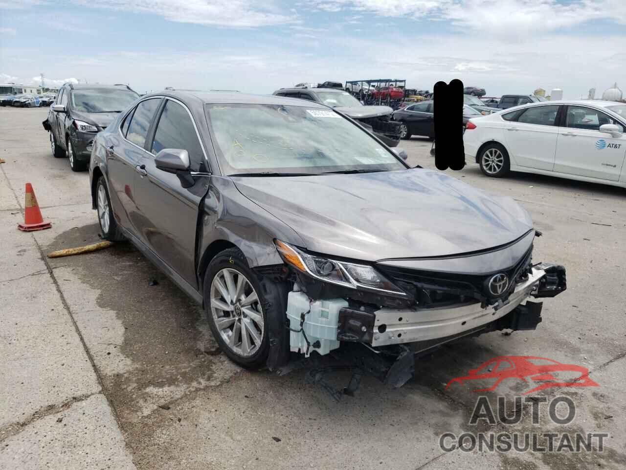 TOYOTA CAMRY 2021 - 4T1C11AK0MU580375