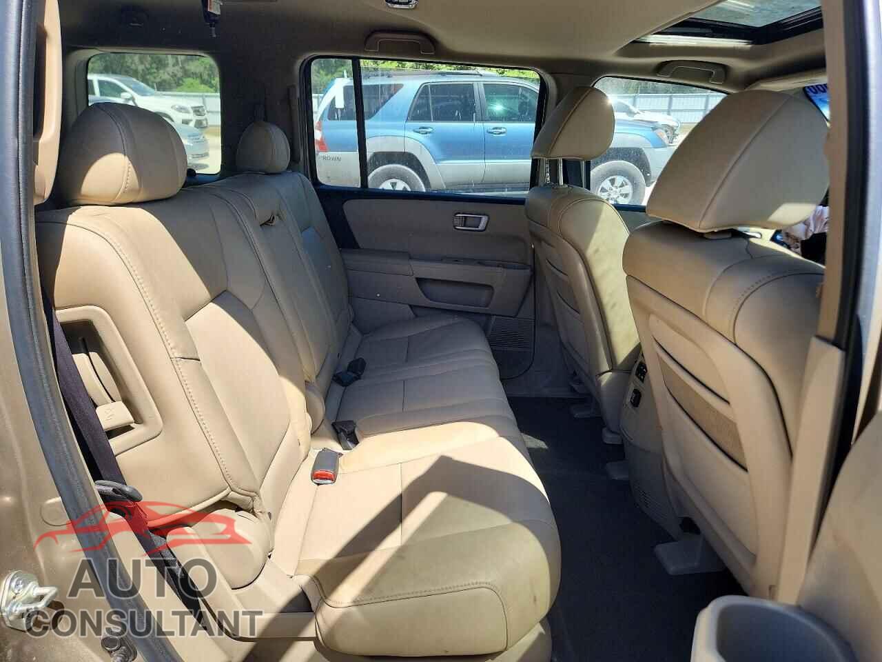 HONDA PILOT 2011 - 5FNYF3H54BB022719
