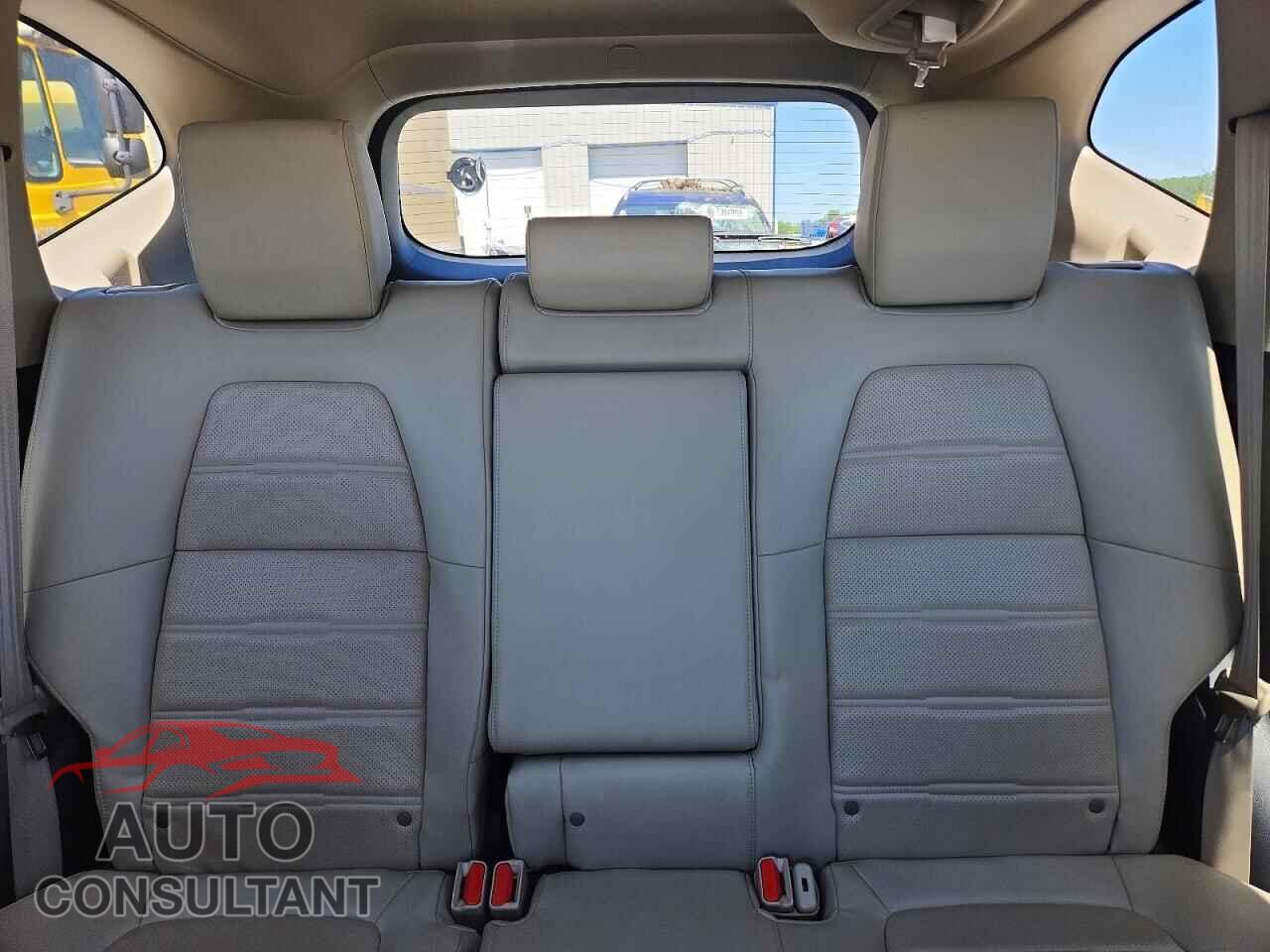 HONDA CRV 2017 - 5J6RW2H97HL013420