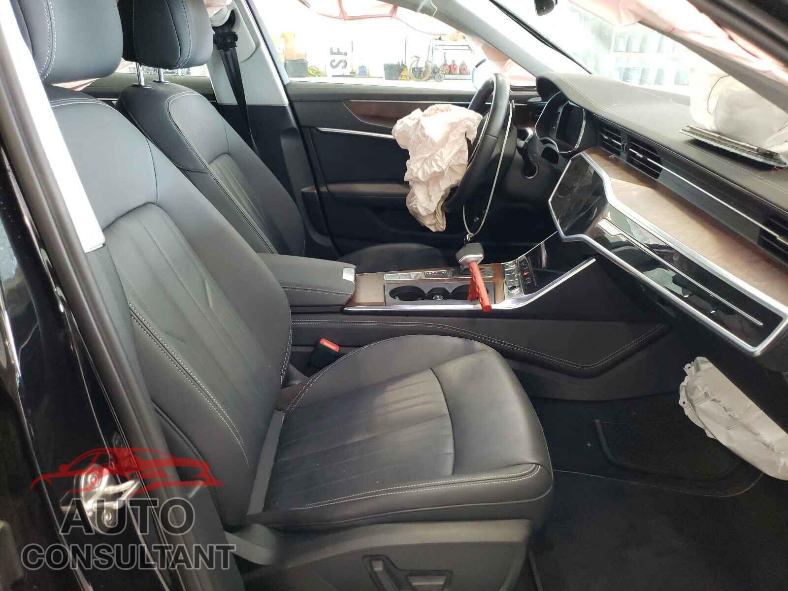 AUDI A6 2019 - WAUL2AF28KN028170