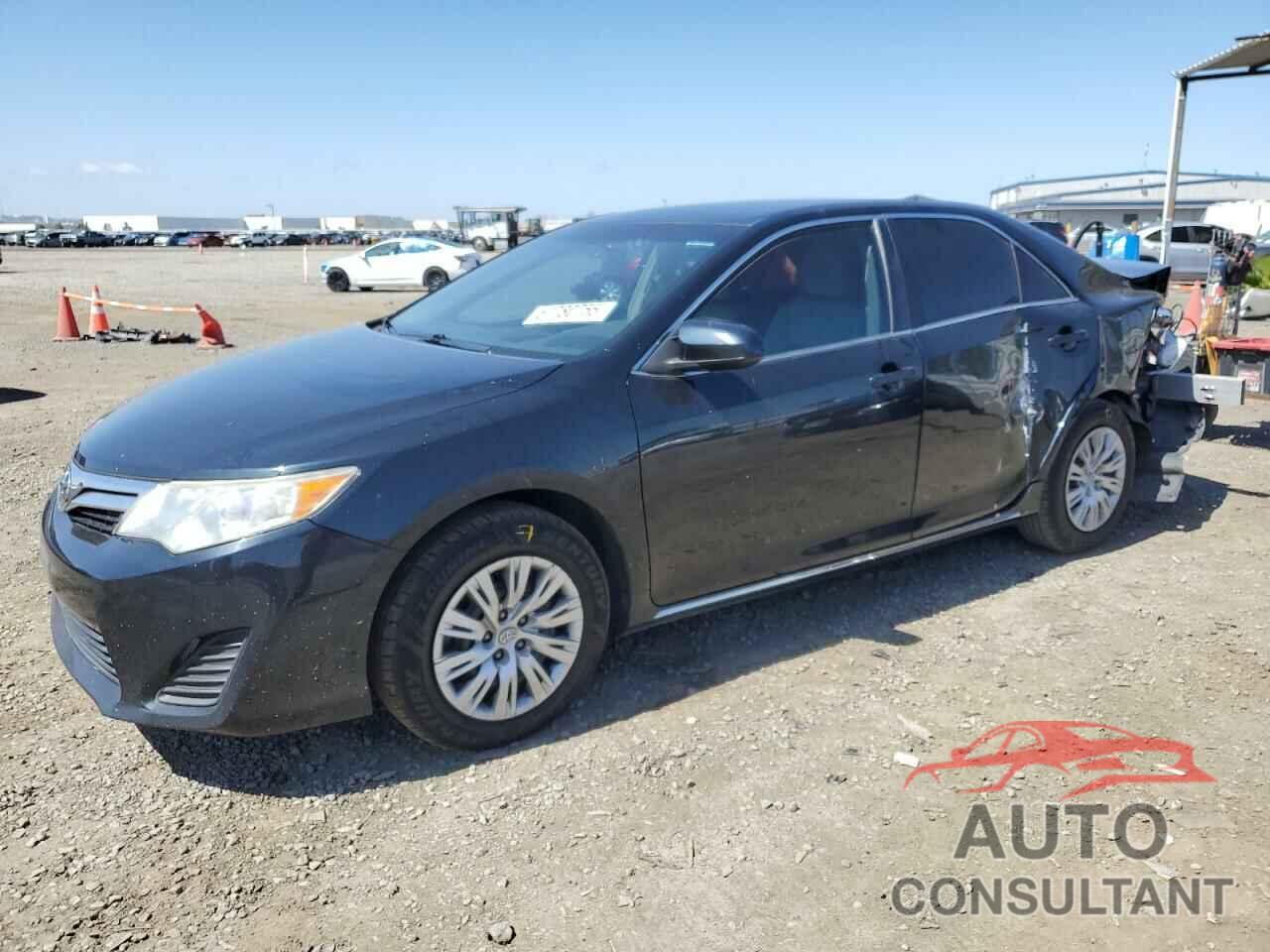 TOYOTA CAMRY 2013 - 4T4BF1FK2DR331278