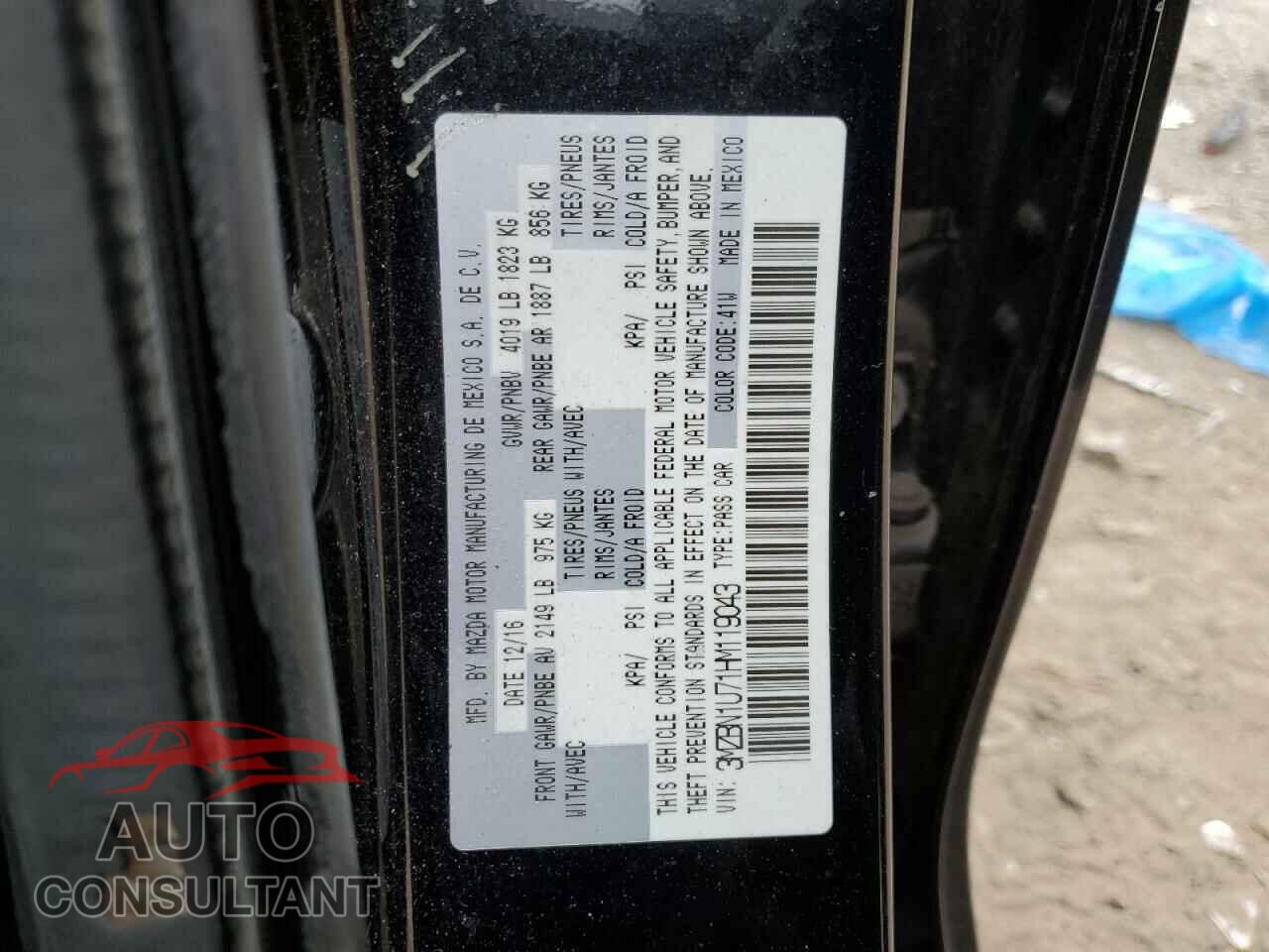 MAZDA 3 2017 - 3MZBN1U71HM119043
