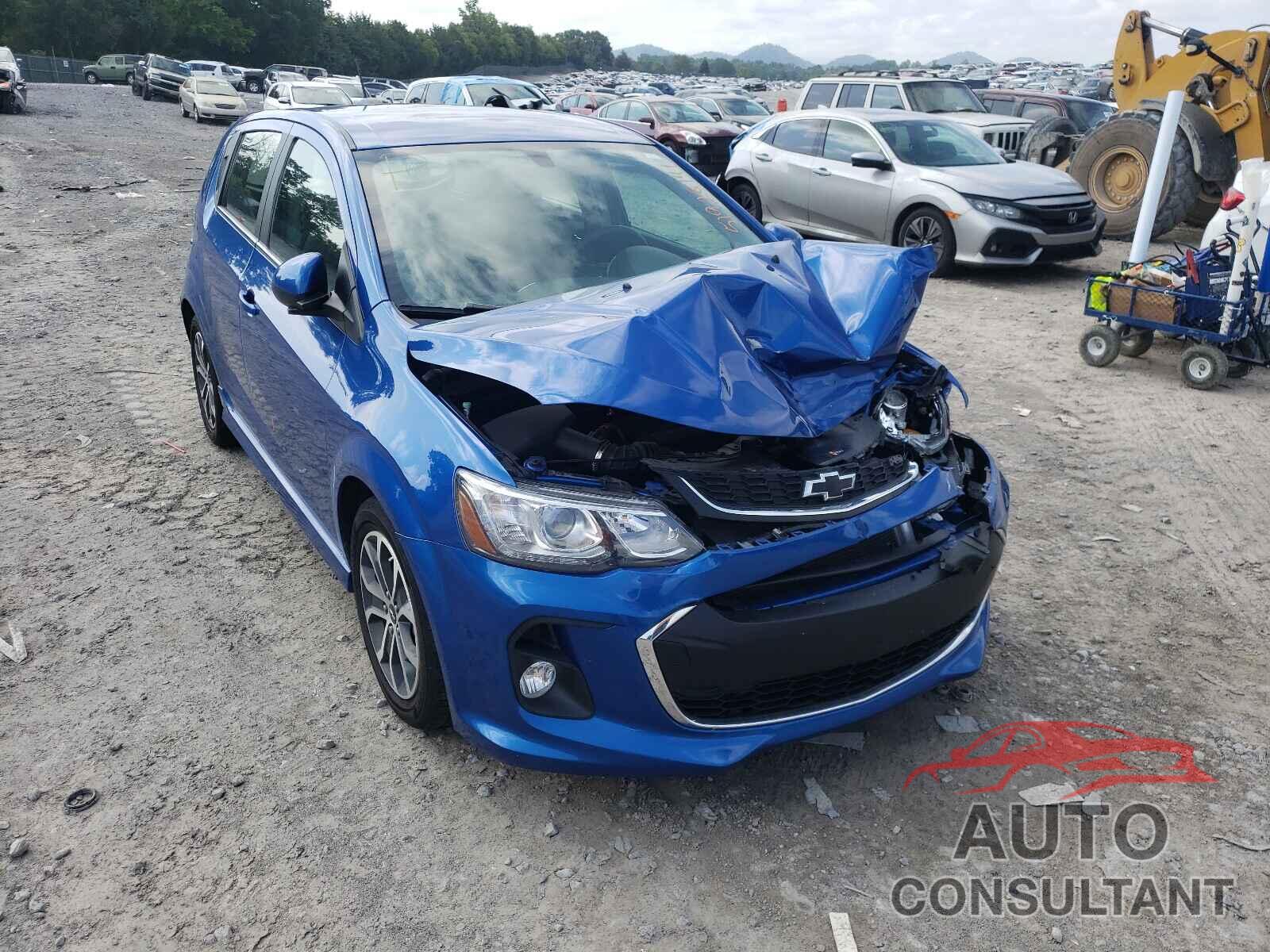 CHEVROLET SONIC 2019 - 1G1JD6SB9K4110446