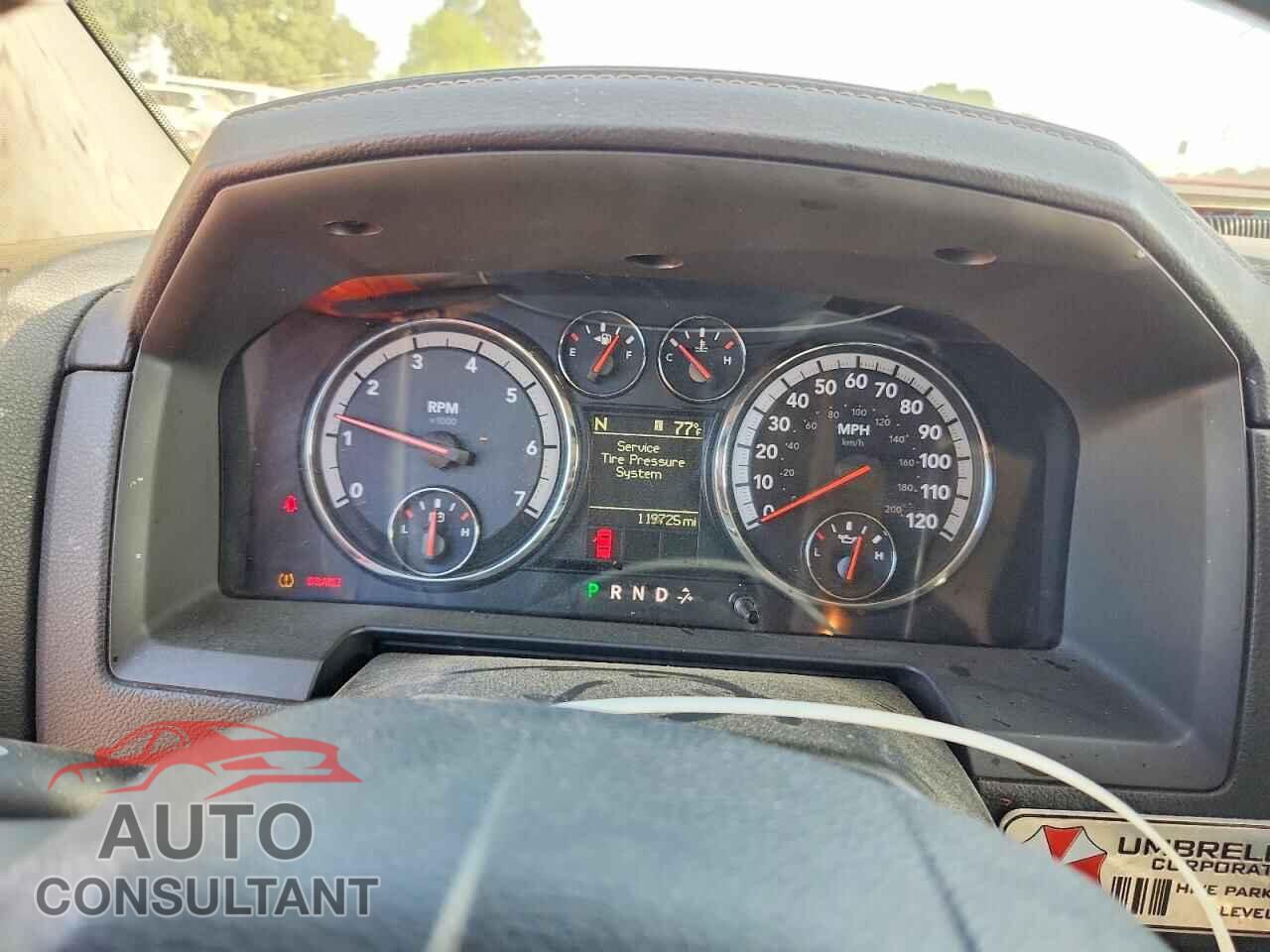 DODGE RAM 1500 2012 - 1C6RD7MT8CS115048