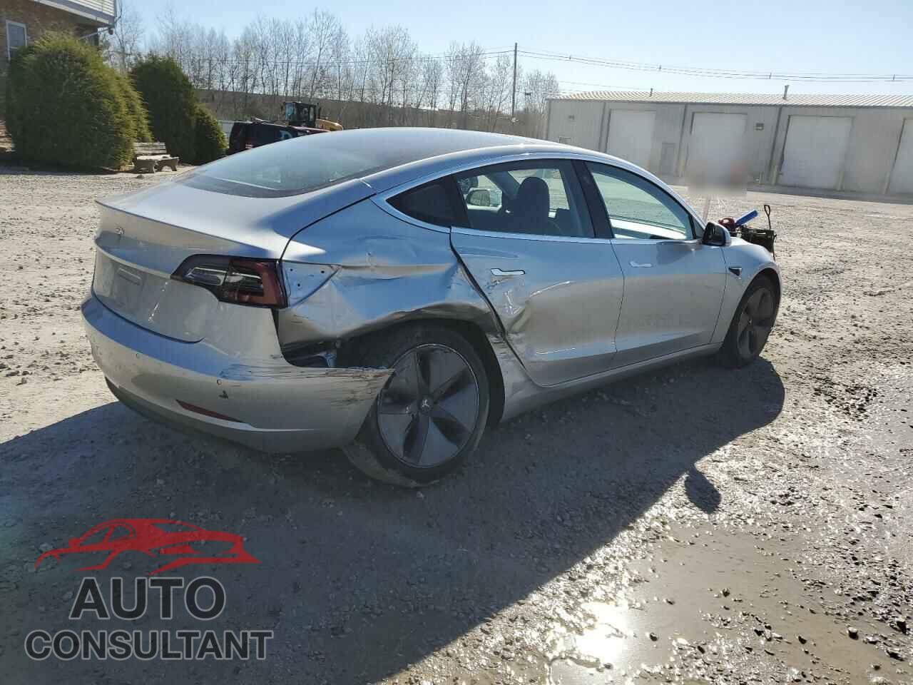 TESLA MODEL 3 2018 - 5YJ3E1EB8JF065132