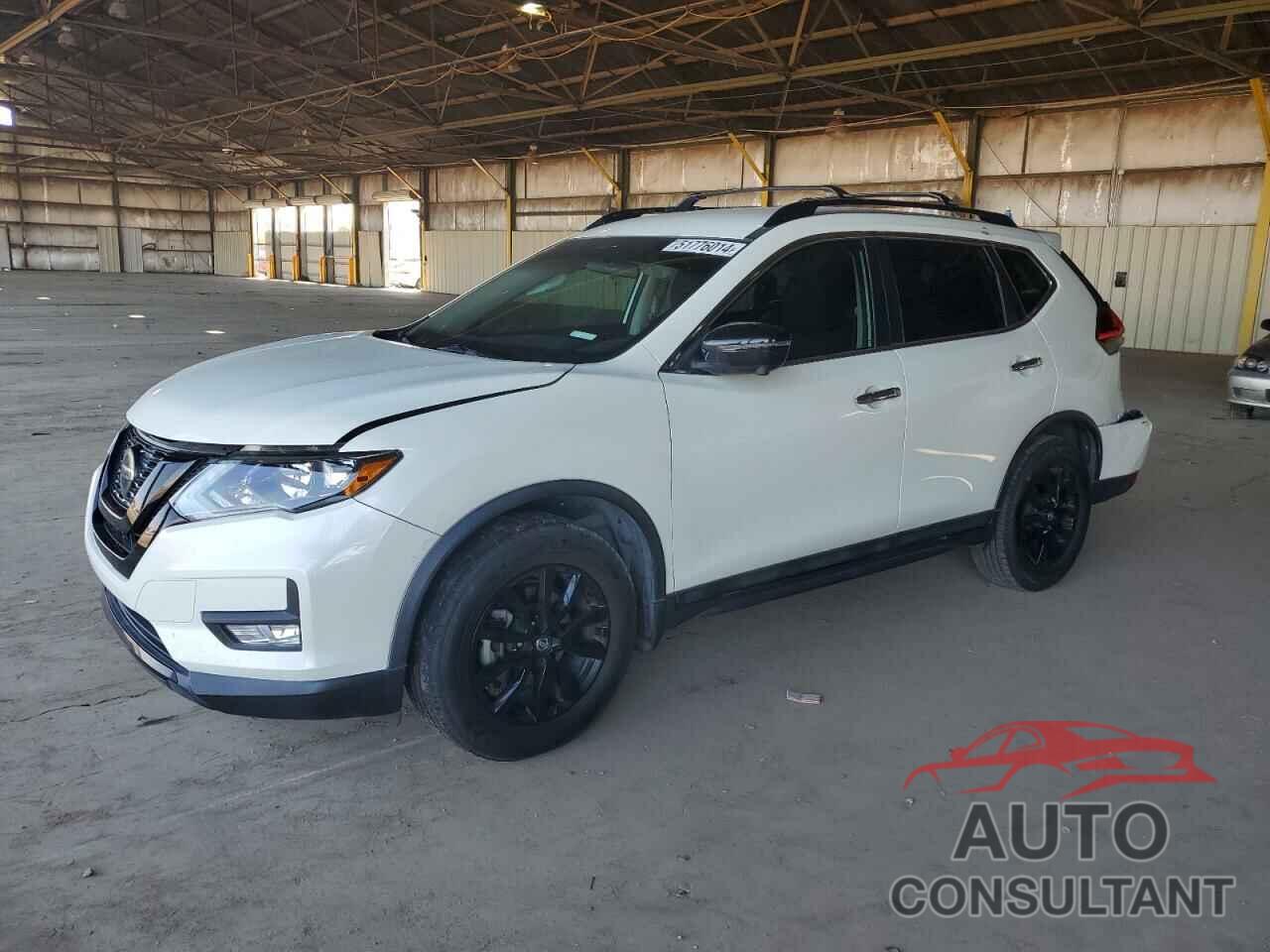 NISSAN ROGUE 2018 - 5N1AT2MT5JC746550