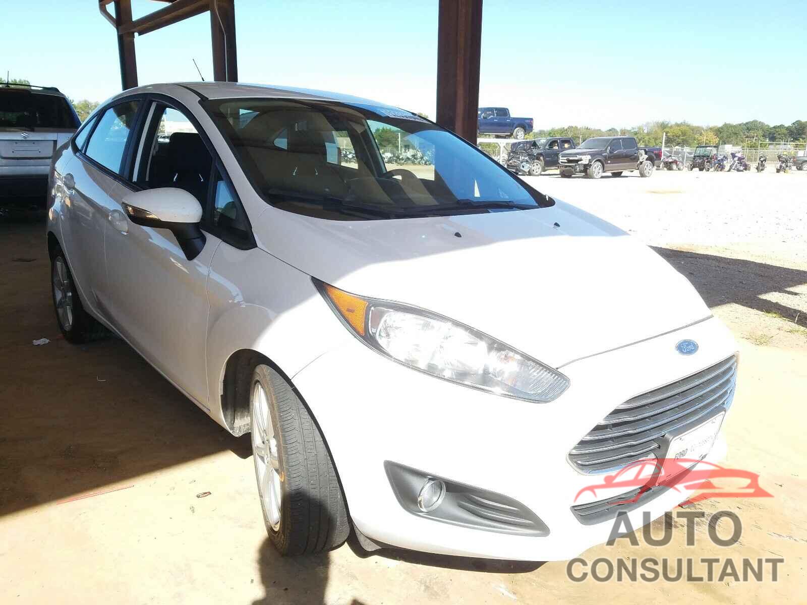 FORD FIESTA 2016 - 3FADP4BJ7GM137945