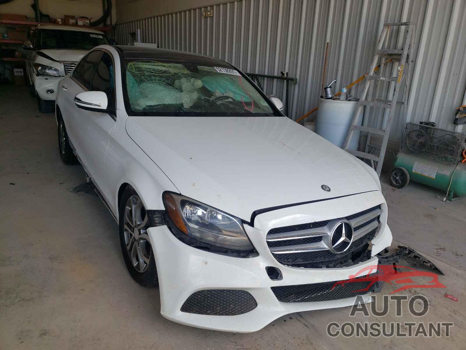 MERCEDES-BENZ C-CLASS 2016 - 55SWF4JB1GU162732