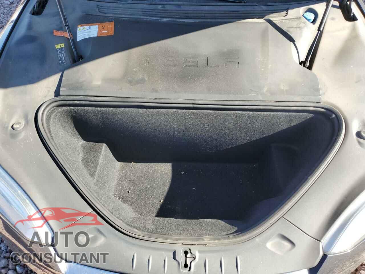 TESLA MODEL S 2017 - 5YJSA1E46HF215323
