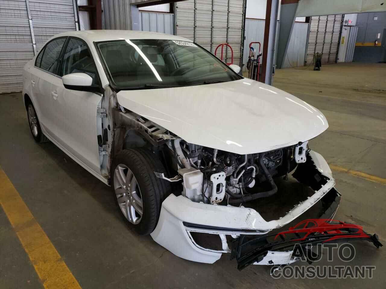 VOLKSWAGEN JETTA 2017 - 3VW2B7AJ6HM270021