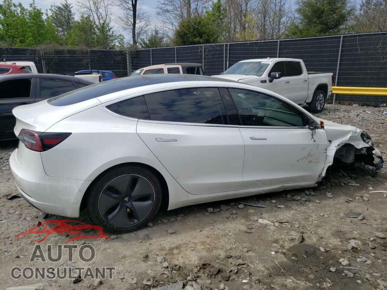 TESLA MODEL 3 2019 - 5YJ3E1EA2KF401592