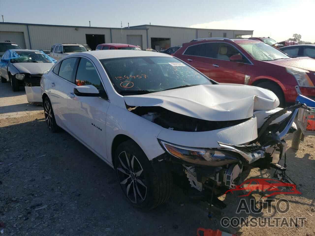 CHEVROLET MALIBU 2020 - 1G1ZG5ST9LF134457