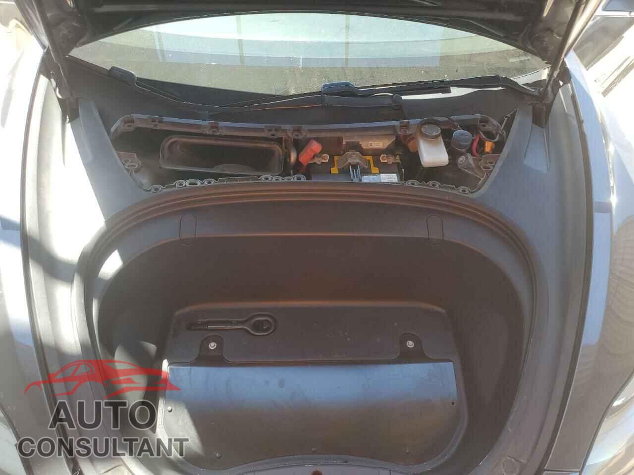 TESLA MODEL 3 2018 - 5YJ3E1EA2JF158509