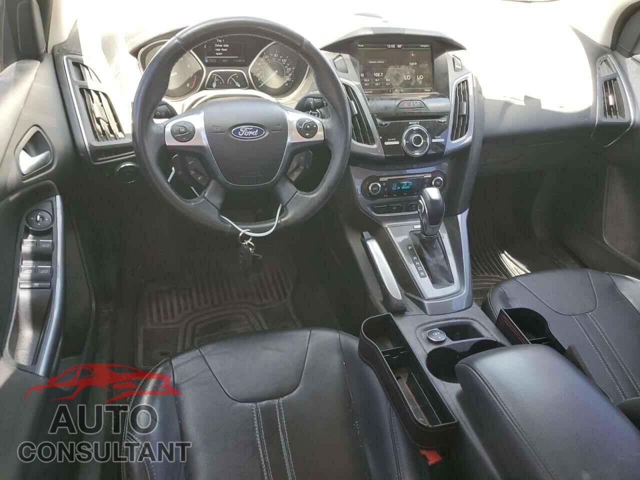FORD FOCUS 2012 - 1FAHP3J2XCL139769