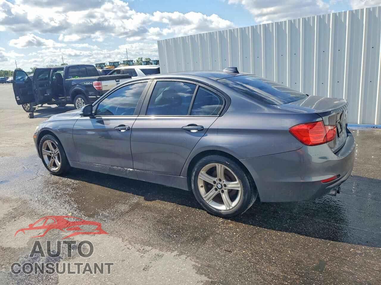 BMW 3 SERIES 2013 - WBA3B5C57DF597742