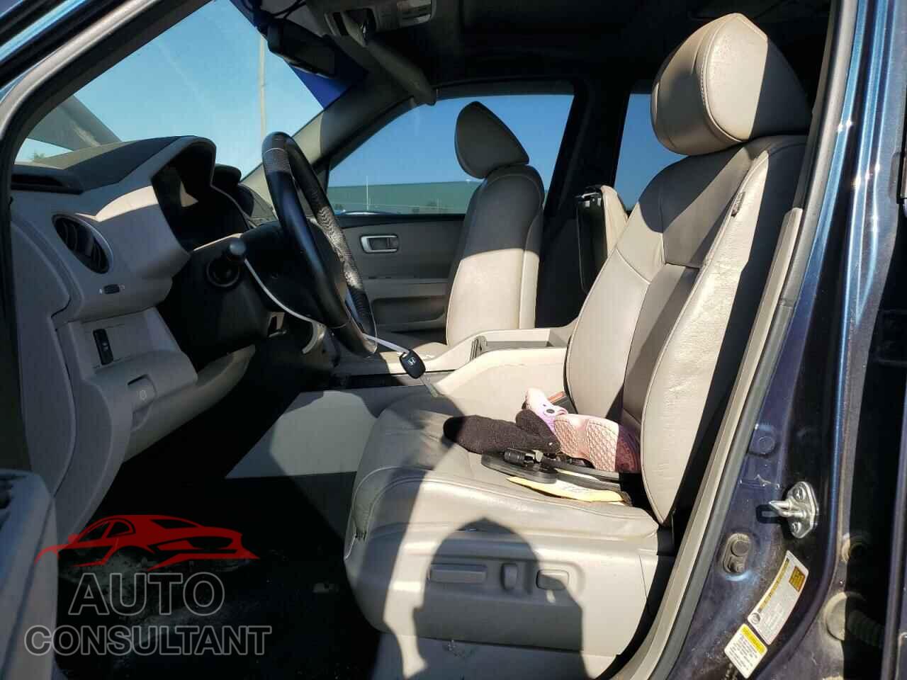 HONDA PILOT 2011 - 5FNYF3H60BB021771