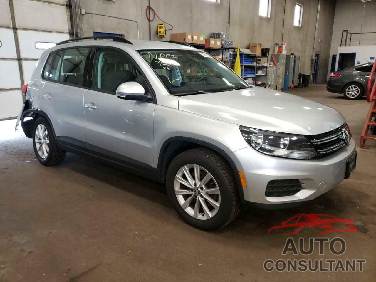 VOLKSWAGEN TIGUAN LIM 2018 - WVGBV7AX4JK001765