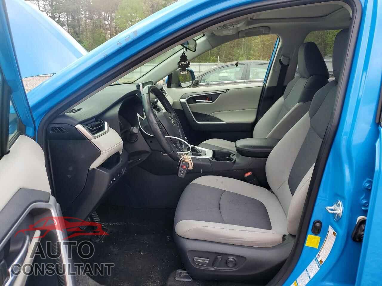 TOYOTA RAV4 2019 - JTMP1RFV6KD004732