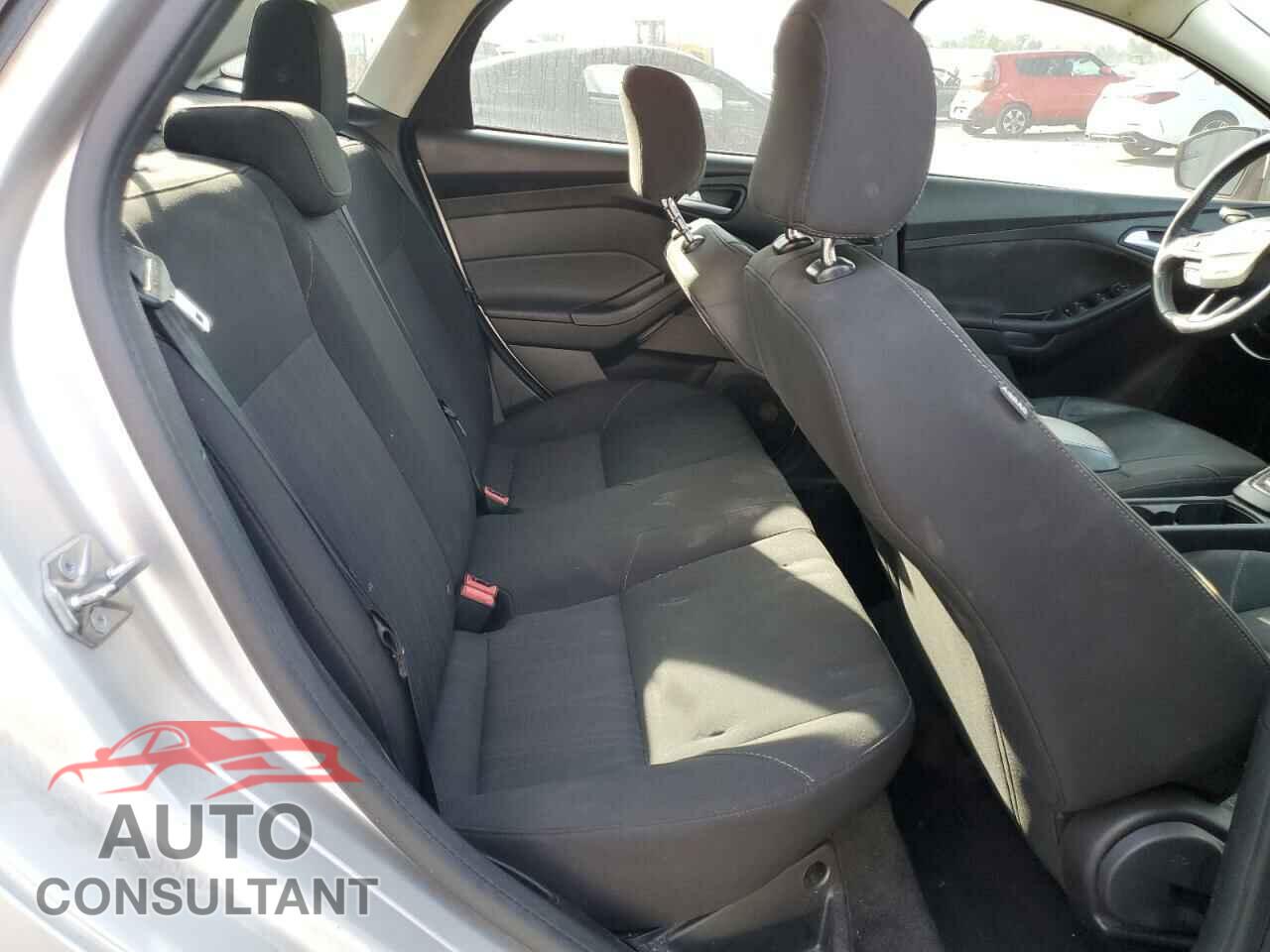 FORD FOCUS 2017 - 1FADP3FE9HL273889
