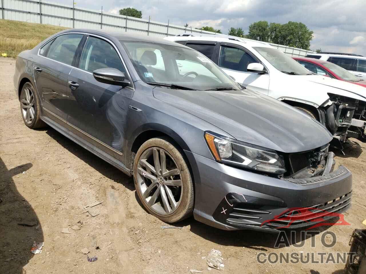 VOLKSWAGEN PASSAT 2017 - 1VWDT7A38HC022877