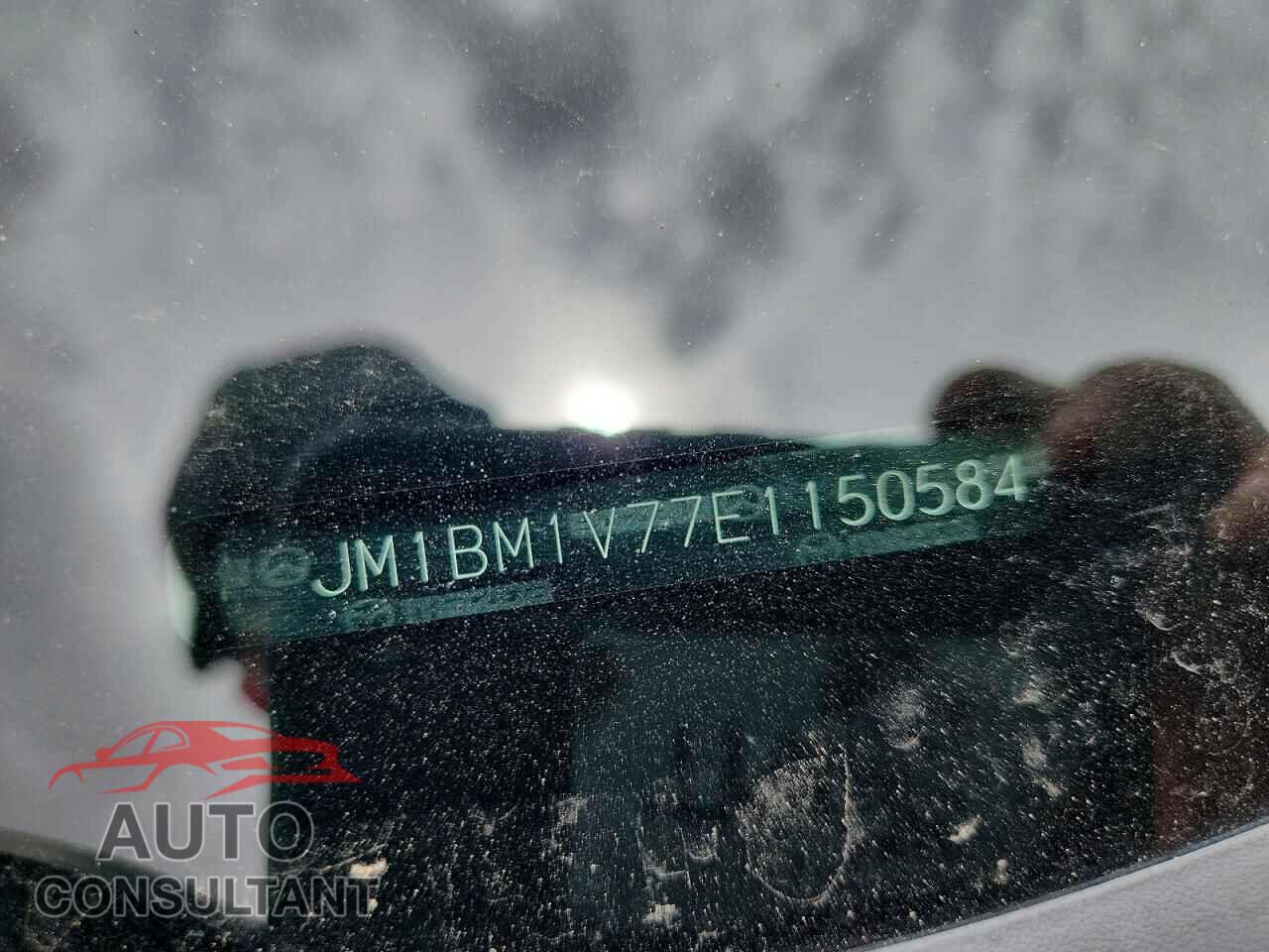 MAZDA 3 2014 - JM1BM1V77E1150584