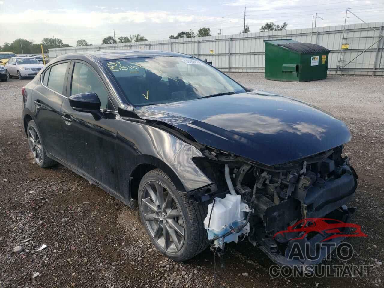 MAZDA 3 2018 - 3MZBN1V30JM215781