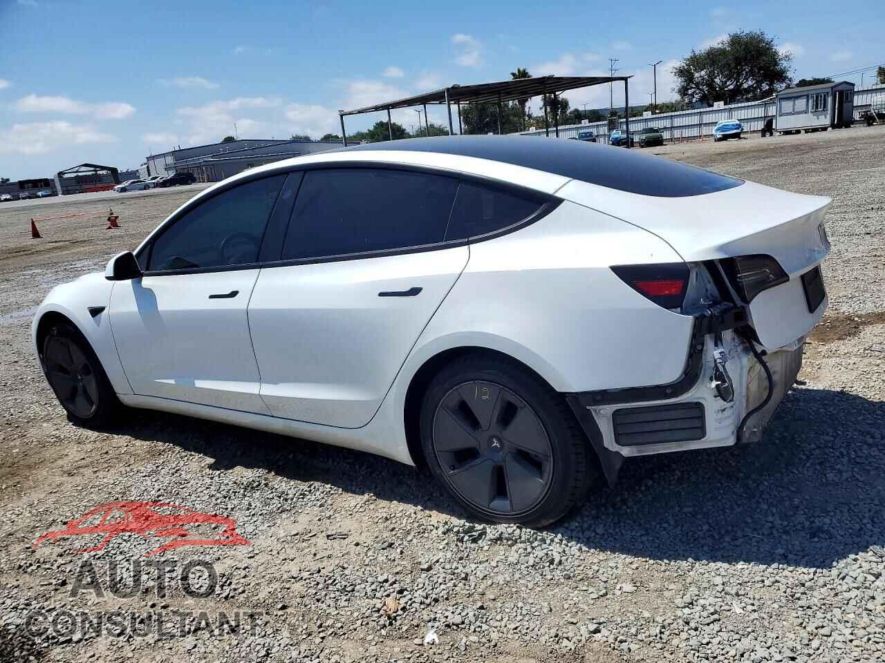 TESLA MODEL 3 2023 - 5YJ3E1EA4PF557494