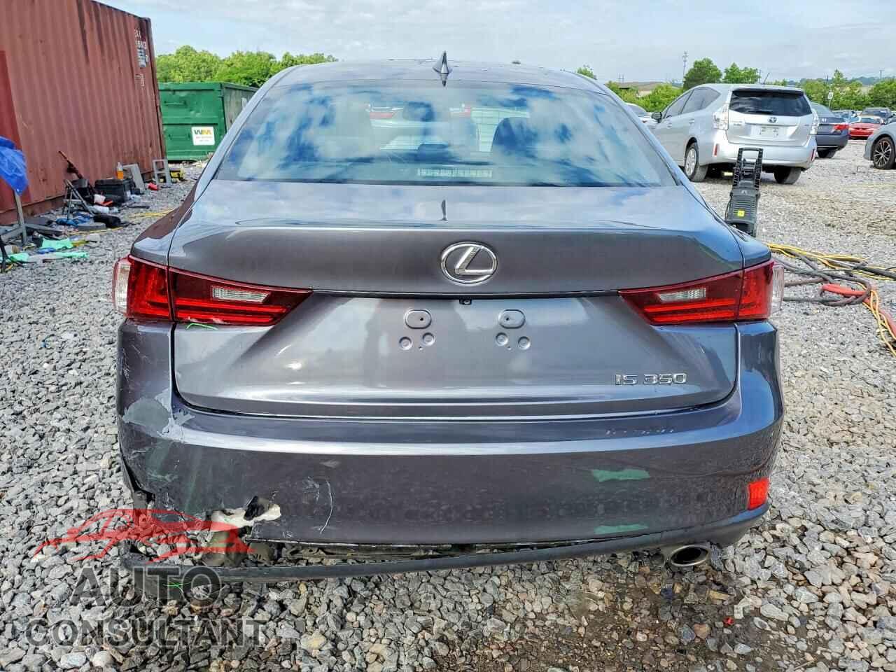 LEXUS IS 2014 - JTHBE1D29E5011132