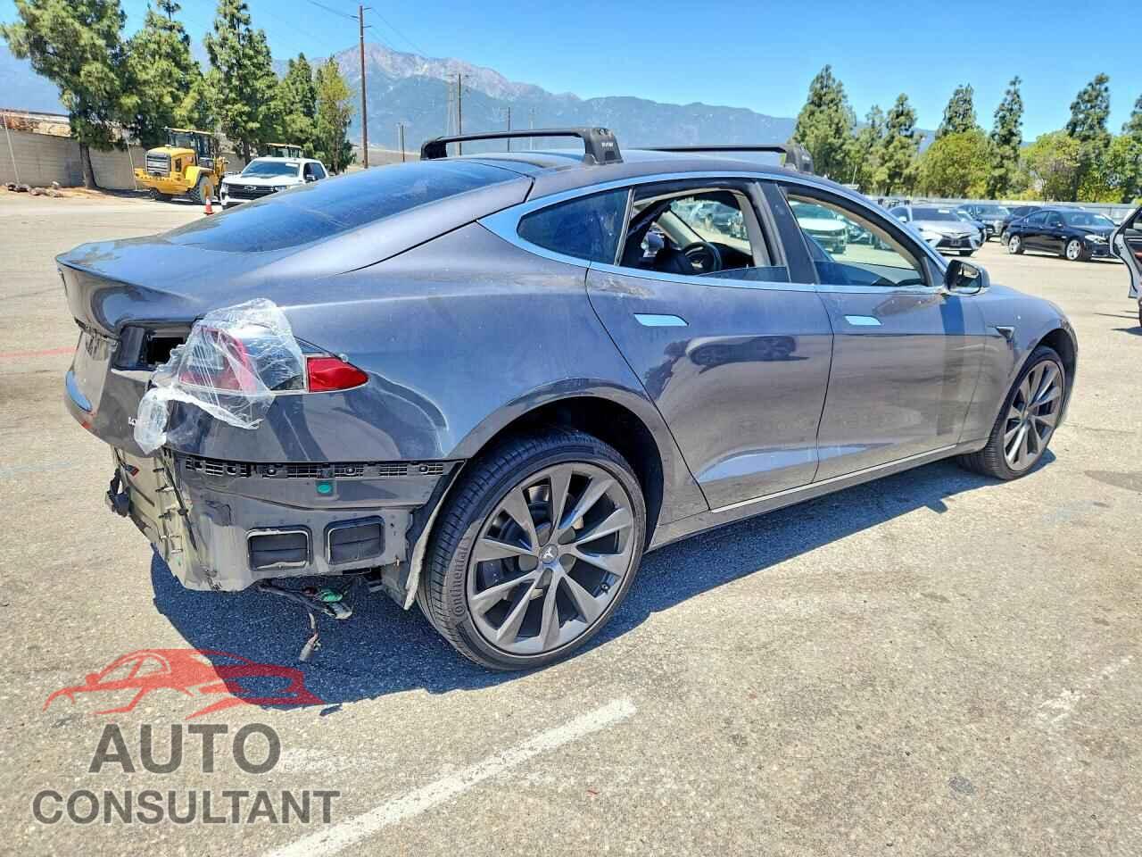 TESLA MODEL S 2018 - 5YJSA1E25JF283973