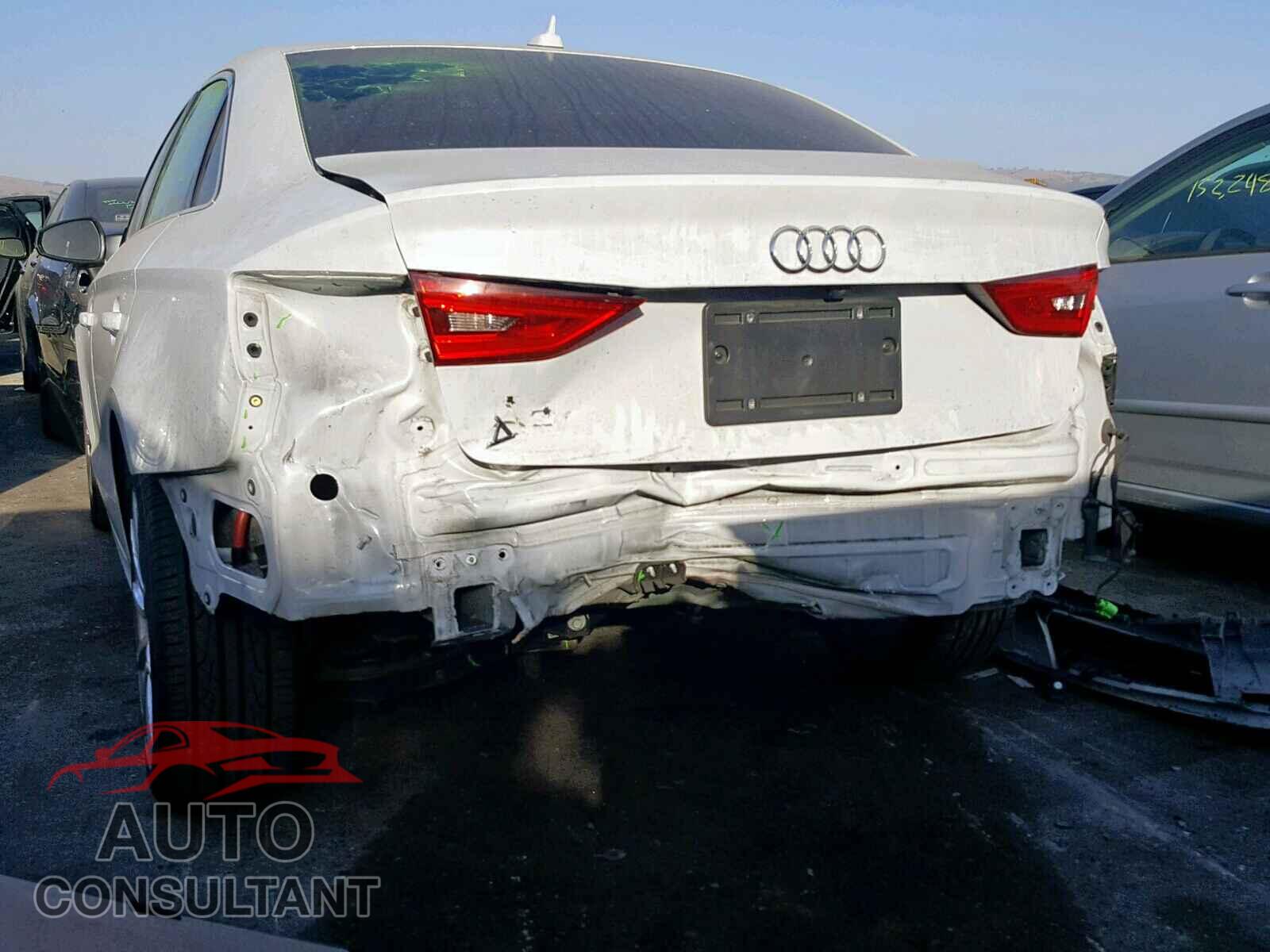 AUDI A3 2016 - WAUC7GFF2G1055998