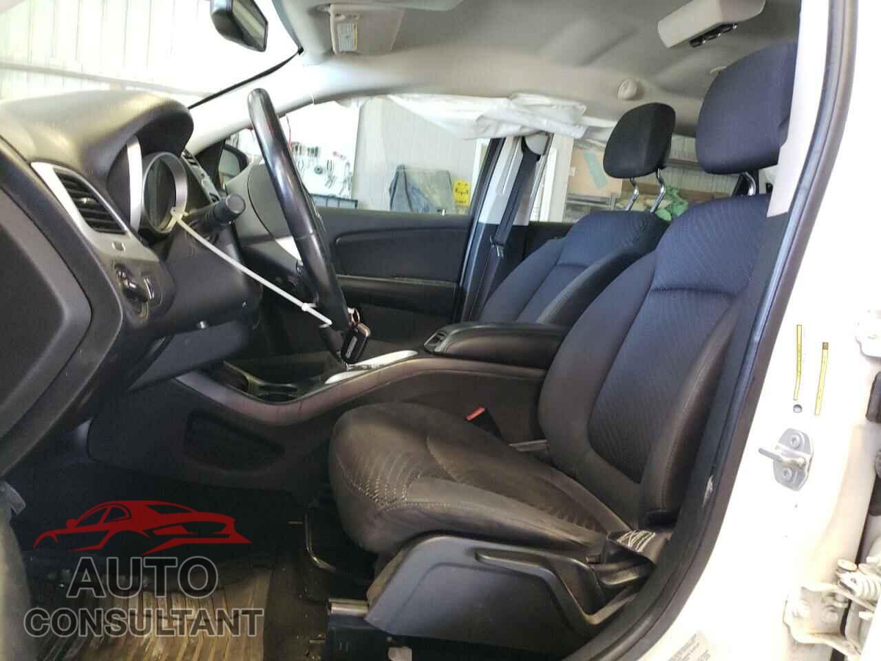 DODGE JOURNEY 2017 - 3C4PDCAB4HT682870