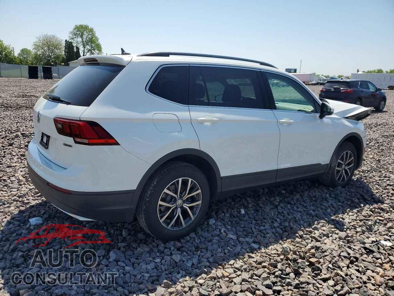 VOLKSWAGEN TIGUAN 2019 - 3VV2B7AX7KM143651