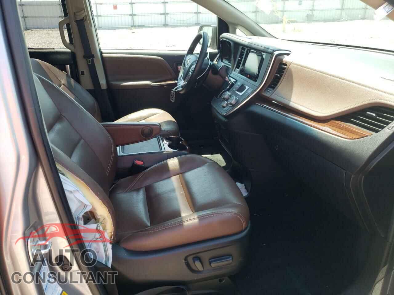TOYOTA SIENNA 2017 - 5TDDZ3DC5HS154659