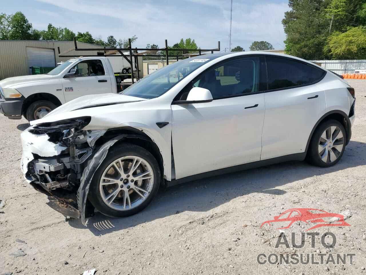 TESLA MODEL Y 2020 - 5YJYGDEEXLF043910