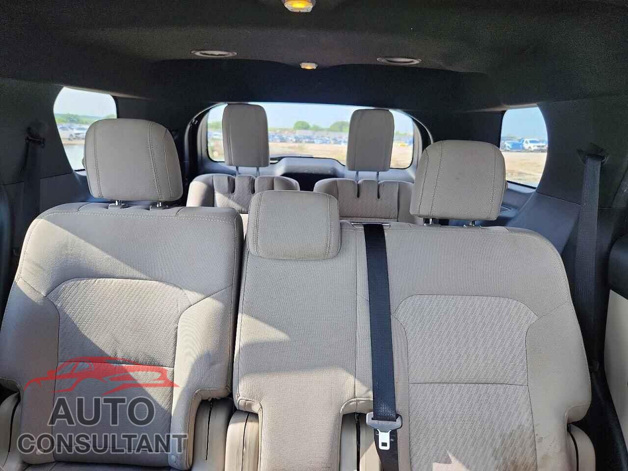 FORD EXPLORER 2018 - 1FM5K7B85JGB08095