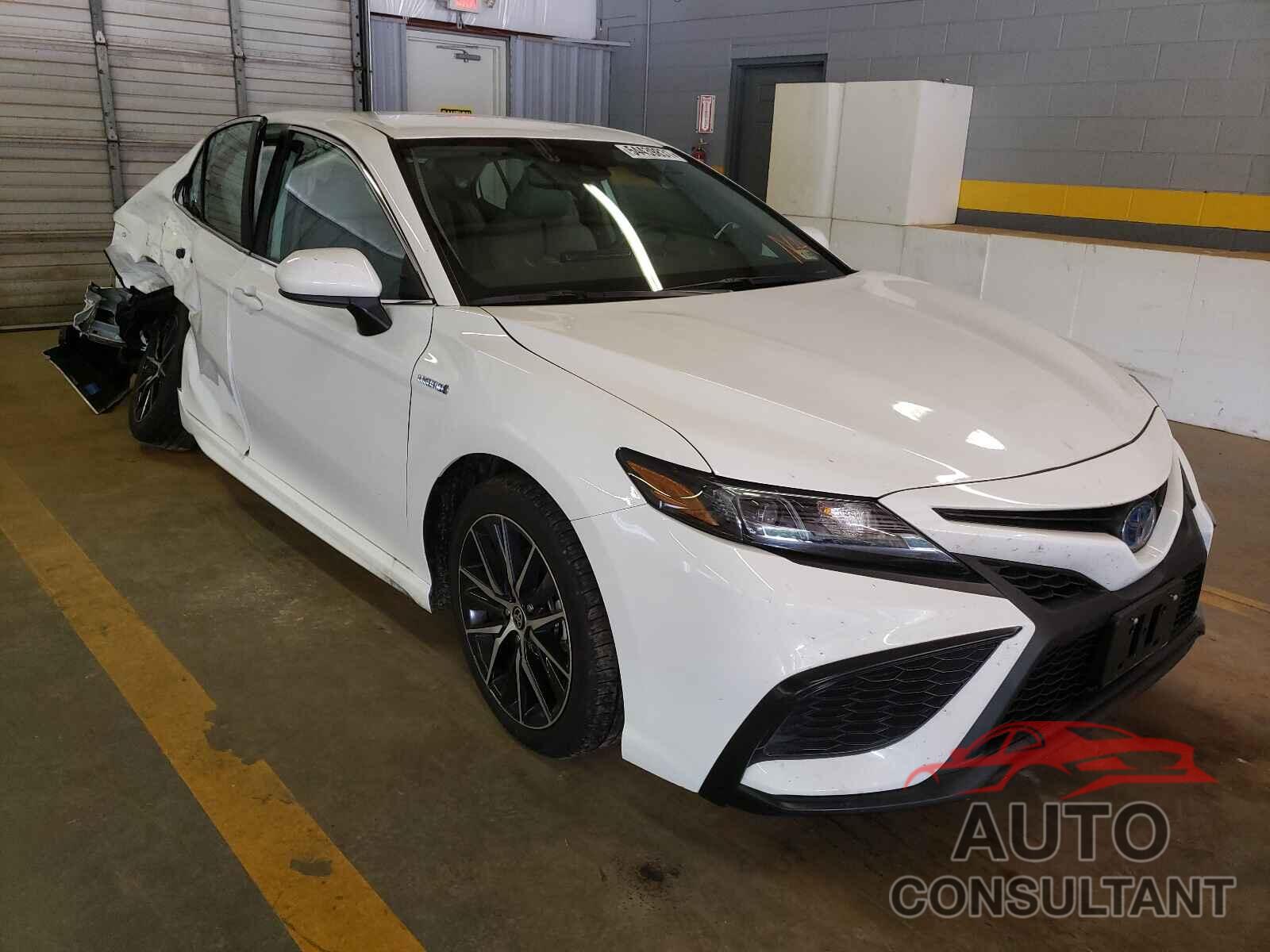 TOYOTA CAMRY 2021 - 4T1G31AK8MU554473