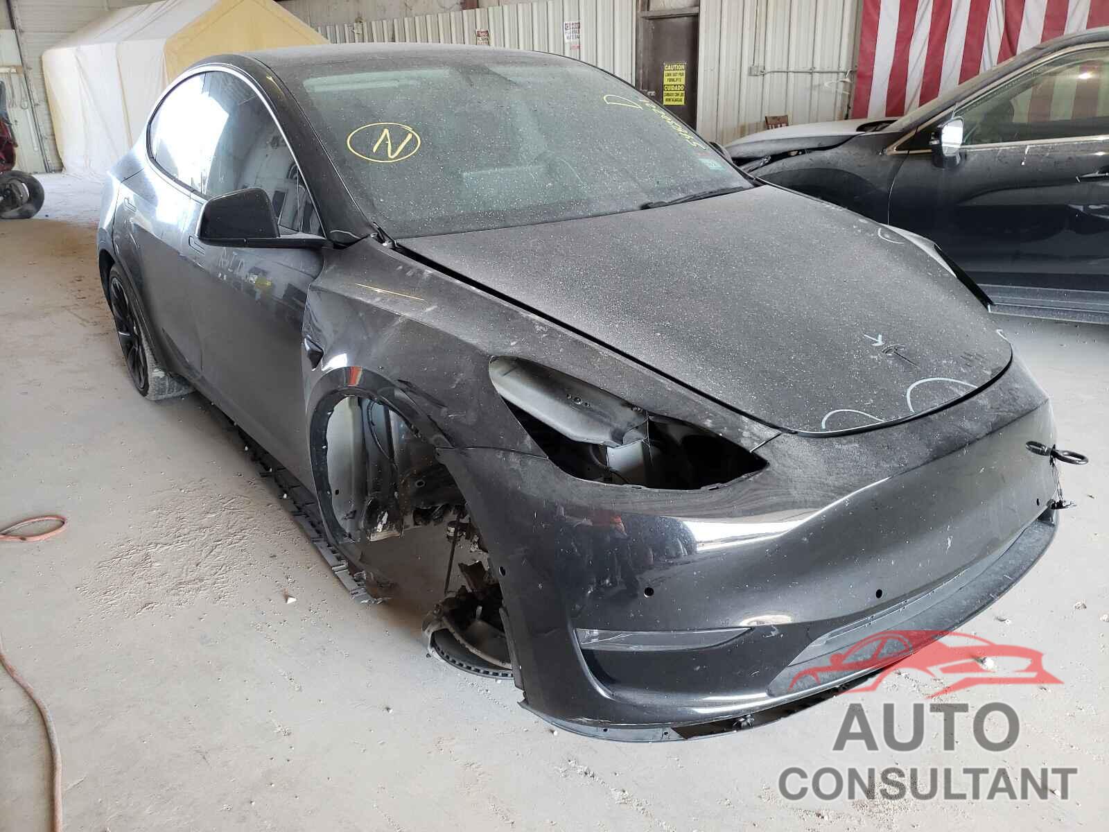 TESLA MODEL Y 2020 - 5YJYGDEE9LF017685