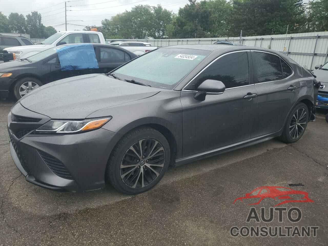 TOYOTA CAMRY 2018 - 4T1B11HK6JU525376
