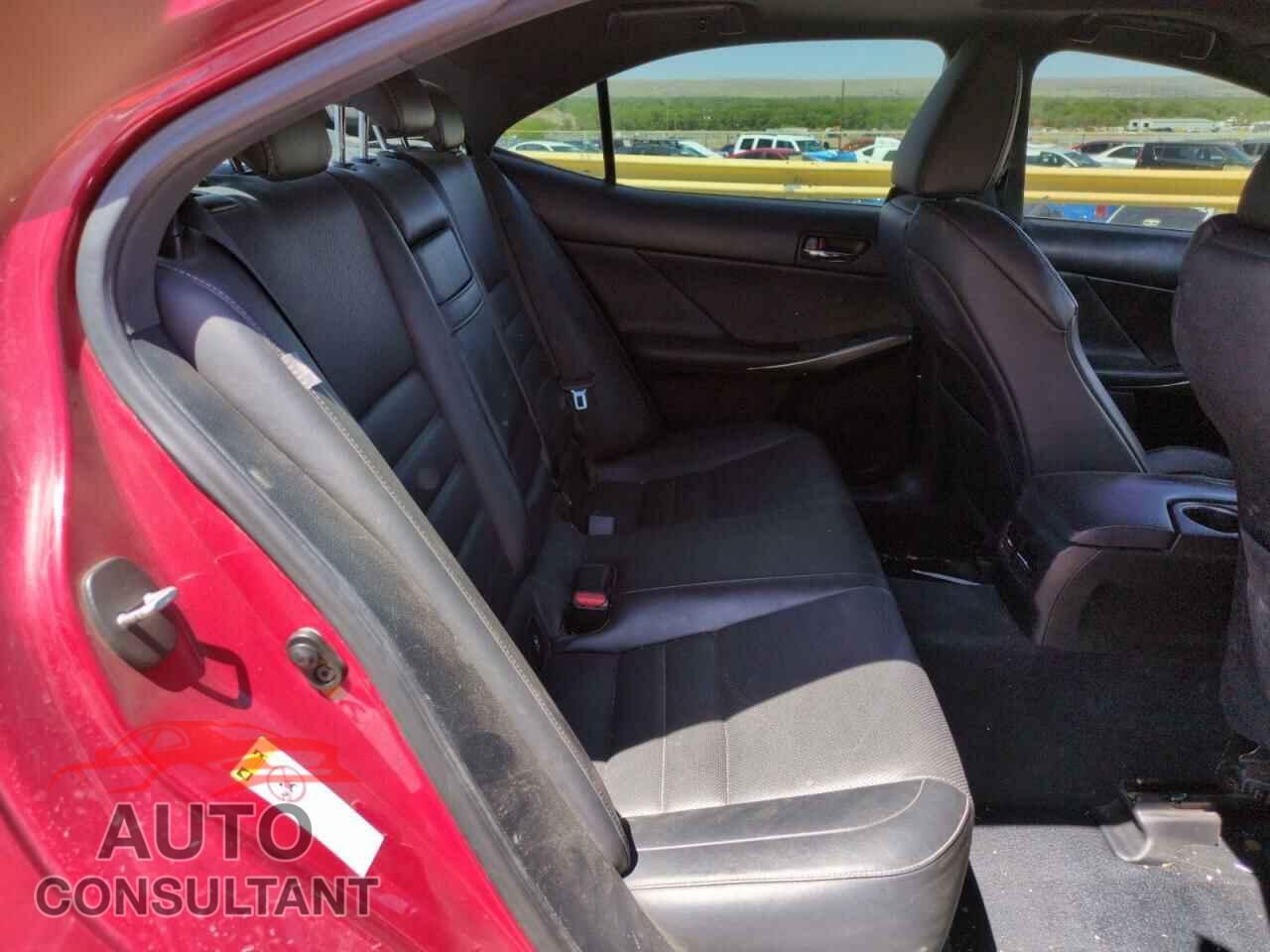 LEXUS IS 2014 - JTHBF1D24E5005476